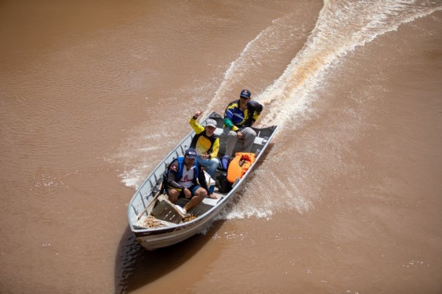 Dia D de Limpeza no Rio Amambai aconteceu no último sábado (5) e foi sucesso Dia D de Limpeza no Rio Amambai aconteceu no último sábado (5) e foi sucesso