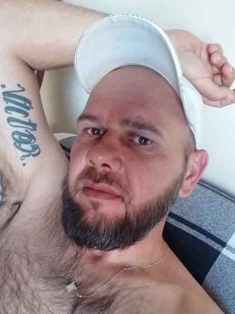 Confira quem troca de idade hoje, 01/04, por Dora Nunes