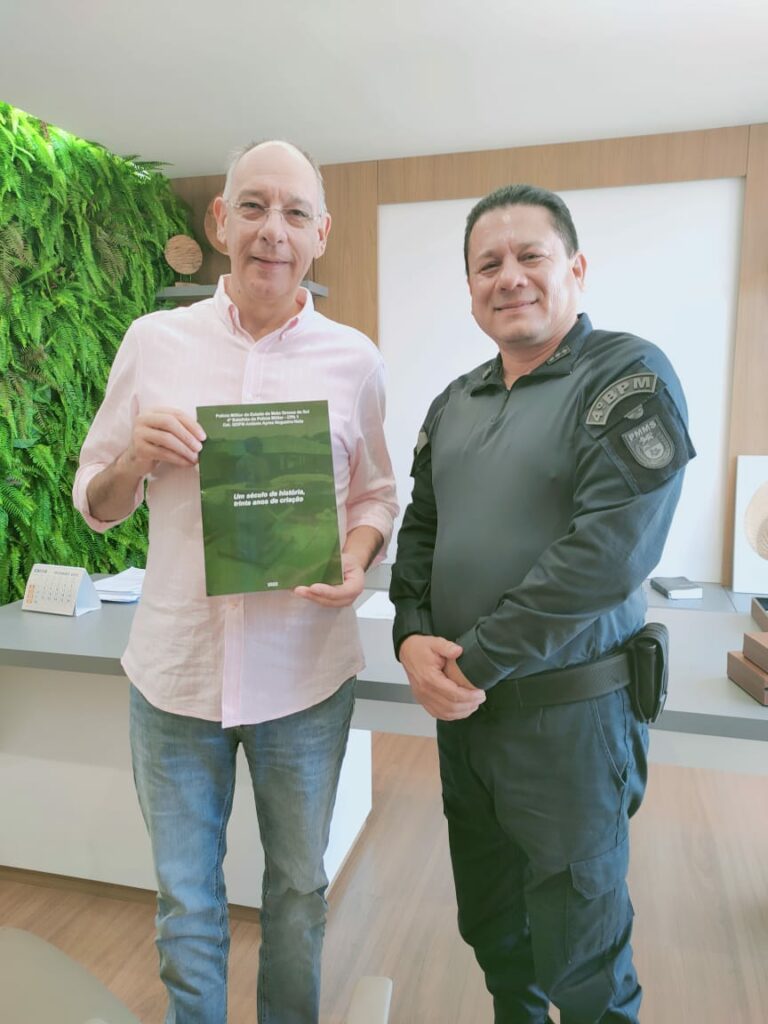 Comando do 4º BPM se reúne com autoridades municipais em Ponta Porã Comando do 4º BPM se reúne com autoridades municipais em Ponta Porã