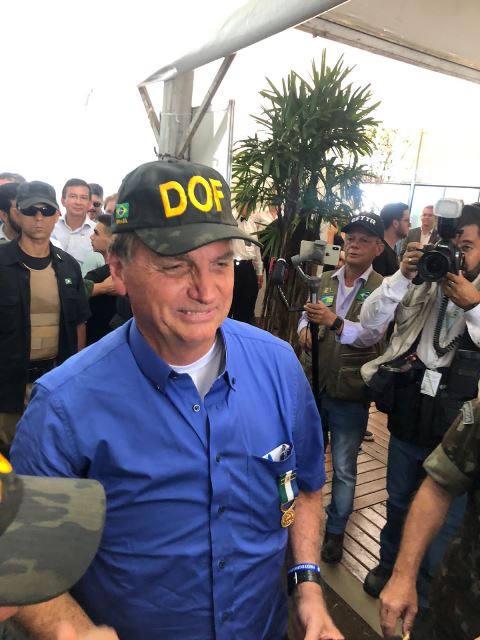 Presidente Bolsonaro recebe, do DOF, a Medalha Águia da Fronteira
