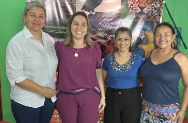 Programa Dora Nunes recebeu Jussara Ferreira, Isabela Pini e Vilma Alves