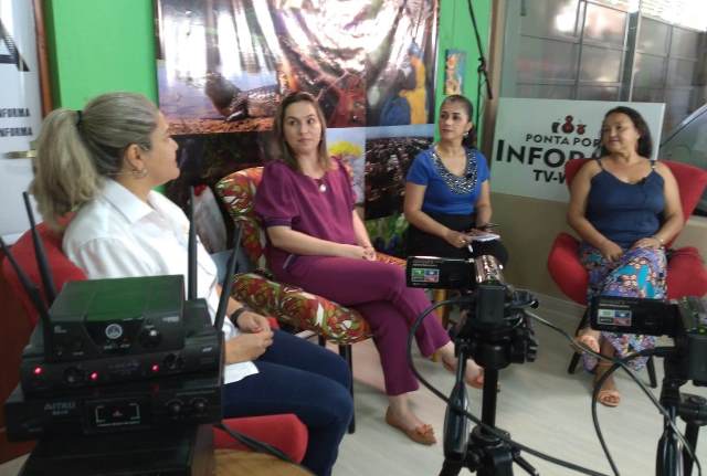 Programa Dora Nunes recebeu Jussara Ferreira, Isabela Pini e Vilma Alves