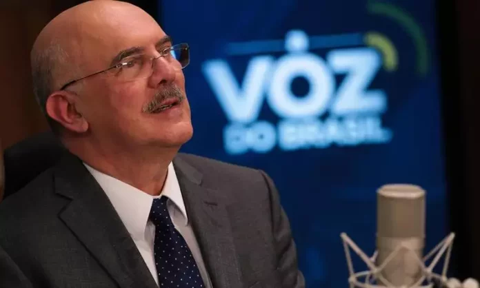 milton-ribeiro-participa-da-voz-do-brasil_1_38286