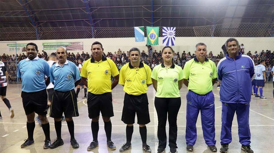 Com jogos eletrizantes, Prefeitura de Amambai realizou nesta terça, finais da Copa Cidade de Futsal