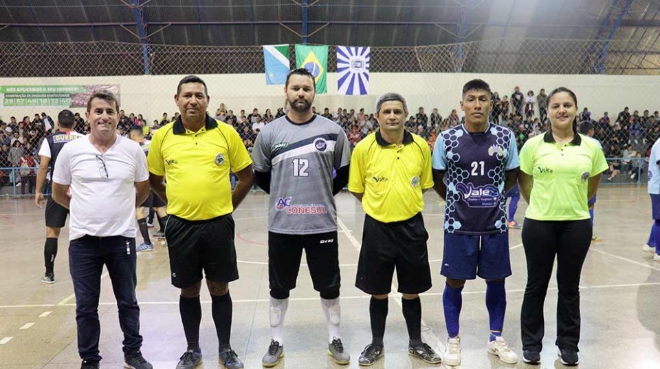 Com jogos eletrizantes, Prefeitura de Amambai realizou nesta terça, finais da Copa Cidade de Futsal