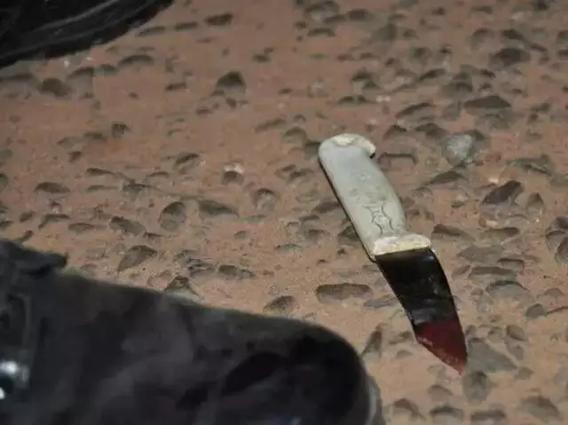 Homem acusado de matar mulher a facadas é assassinado a tiros em bar Homem acusado de matar mulher a facadas é assassinado a tiros em bar