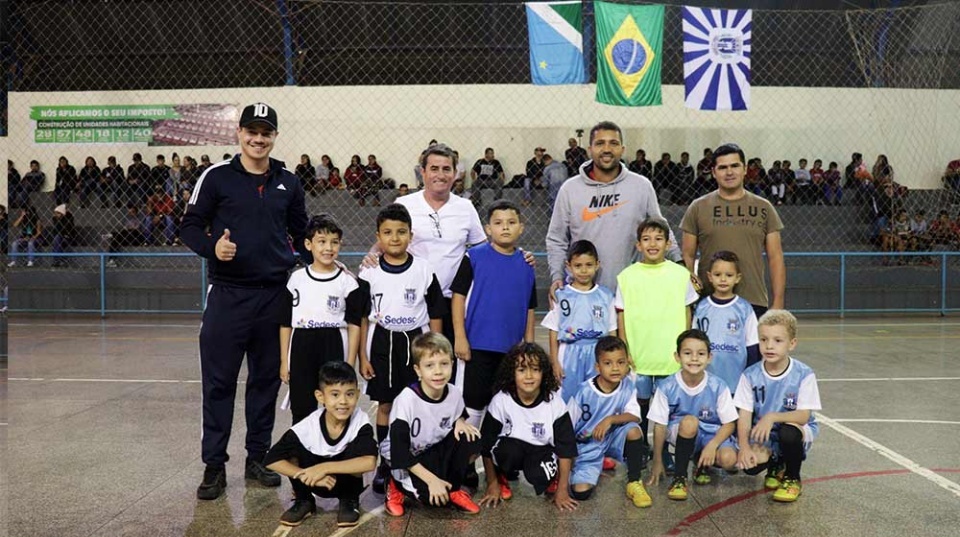 Com jogos eletrizantes, Prefeitura de Amambai realizou nesta terça, finais da Copa Cidade de Futsal