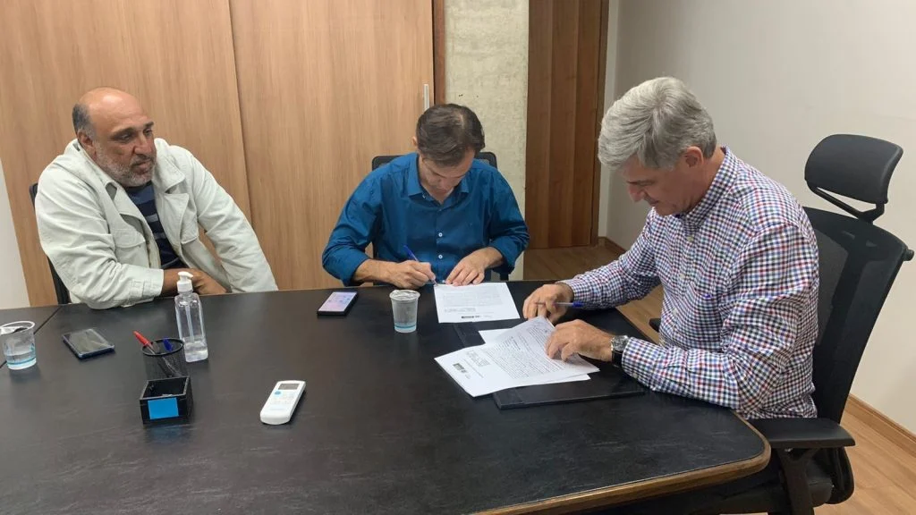 Em convênios com municípios, Governo do Estado destina R$ 31 milhões para obras Em convênios com municípios, Governo do Estado destina R$ 31 milhões para obras