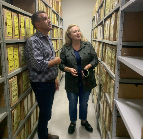 Câmara Municipal de Ponta Porã está digitalizando acervo de documentos históricos Câmara Municipal de Ponta Porã está digitalizando acervo de documentos históricos