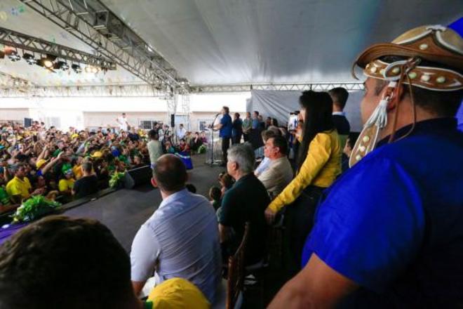 Presidente: aumento do Auxílio Brasil pode superar efeitos da pandemia Presidente: aumento do Auxílio Brasil pode superar efeitos da pandemia