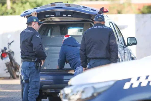 Polícia atende 2 casos por hora de violência à mulher Polícia atende 2 casos por hora de violência à mulher