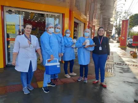 Saúde imuniza contra gripe no comércio e escolas de Ponta Porã Saúde imuniza contra gripe no comércio e escolas de Ponta Porã