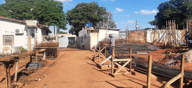 Obra do edifício da Cop Home & Office está a todo vapor em Ponta Porã