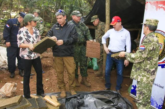 Operação BASALTO em conjunto com a operação AGATA faz apreensão recorde de 285 toneladas de maconha
