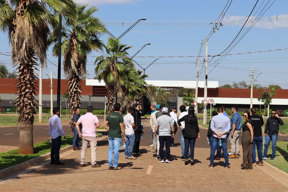 Treinamento Carbonera: Incorporadora realiza “tour guiado” por condomínios fechados em Dourados