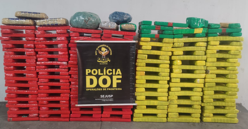 Mais de 300 quilos de maconha são apreendido pelo DOF em cidade de MS