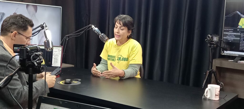 Raquel Portioli, candidata a deputada estadual, concede entrevista ao Pontaporainforma