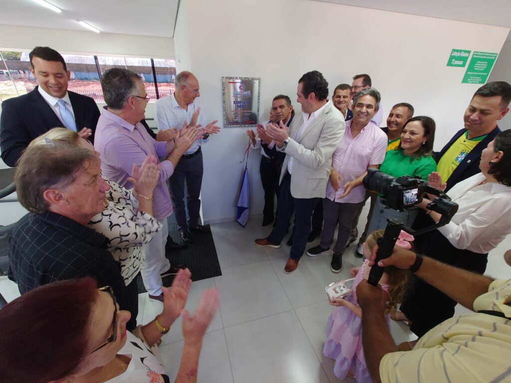 Ponta Porã: Hélio Peluffo inaugura novo prédio do PREVIPORÃ no Dia do Servidor Público