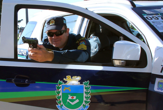 Força de Mato Grosso do Sul passa pelo trabalho do servidor, diz Reinaldo Azambuja