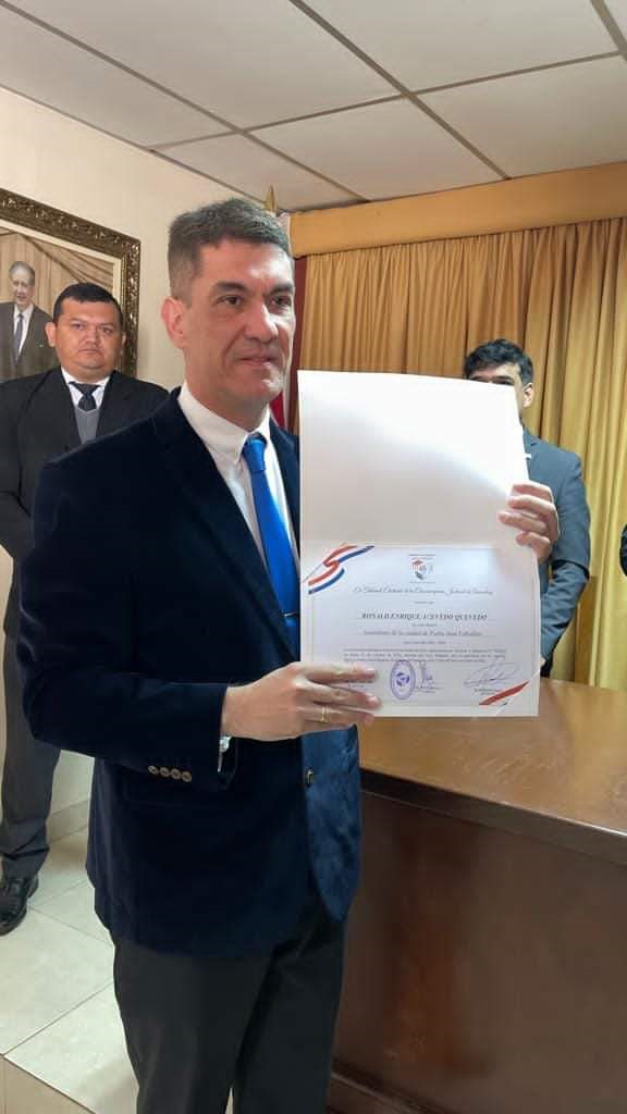 Tribunal Electoral proclamó a Ronald Acevedo como intendente municipal de Pedro Juan Caballero Tribunal Electoral proclamó a Ronald Acevedo como intendente municipal de Pedro Juan Caballero