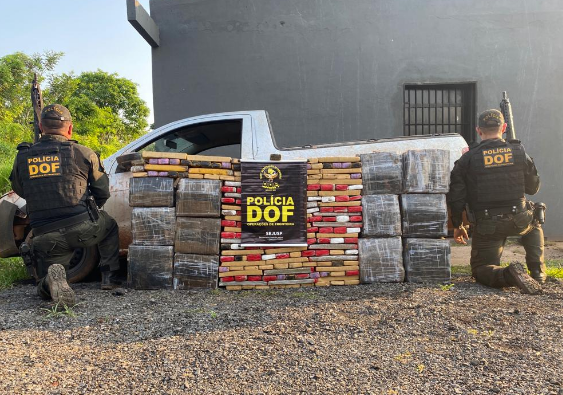 Veículo furtado em Minas Gerais foi recuperado pelo DOF com mais de 500 quilos de maconha Veículo furtado em Minas Gerais foi recuperado pelo DOF com mais de 500 quilos de maconha