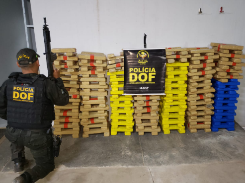 Ponta Porã: Mais de 300 quilos de maconha que seguiam para o Paraná foram apreendidos pelo DOF Ponta Porã: Mais de 300 quilos de maconha que seguiam para o Paraná foram apreendidos pelo DOF