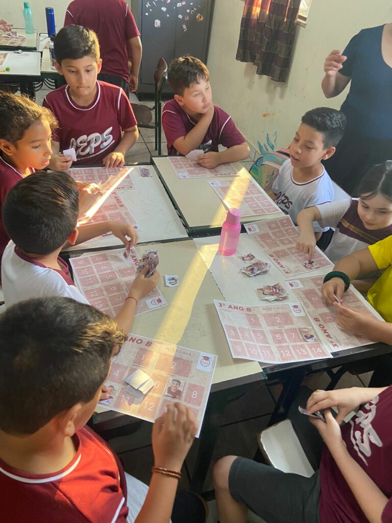 Em ritmo de Copa do mundo, escola CEPS realiza aula diferenciada em Ponta Porã Em ritmo de Copa do mundo, escola CEPS realiza aula diferenciada em Ponta Porã