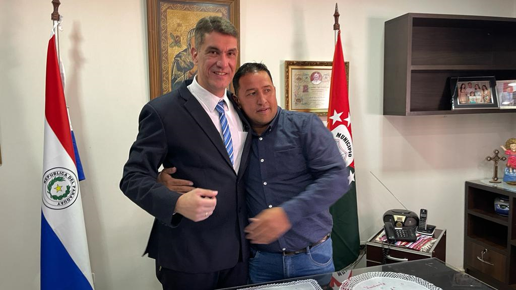 Ronald Acevedo juró como nuevo intendente municipal de Pedro Juan Caballero