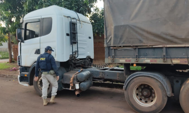 PF e PRF cumprem mandados em Dourados/MS relacionados aos crimes cometidos durante bloqueios em rodovias federais PF e PRF cumprem mandados em Dourados/MS relacionados aos crimes cometidos durante bloqueios em rodovias federais