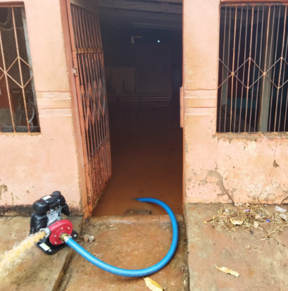 Ponta Porã: Chuvas que caiu no domingo, continua causando prejuízos em diversos bairros da cidade Ponta Porã: Chuvas que caiu no domingo, continua causando prejuízos em diversos bairros da cidade