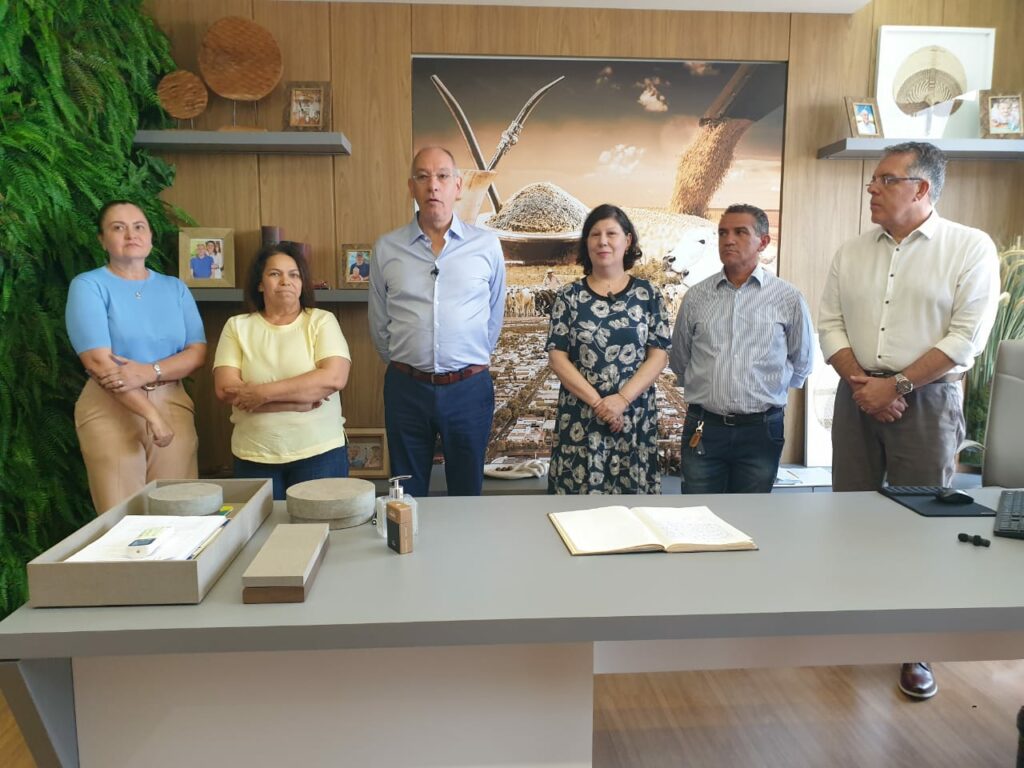 Ângela Derzi toma posse como Secretária Adjunta na Assistência Social em Ponta Porã Ângela Derzi toma posse como Secretária Adjunta na Assistência Social em Ponta Porã