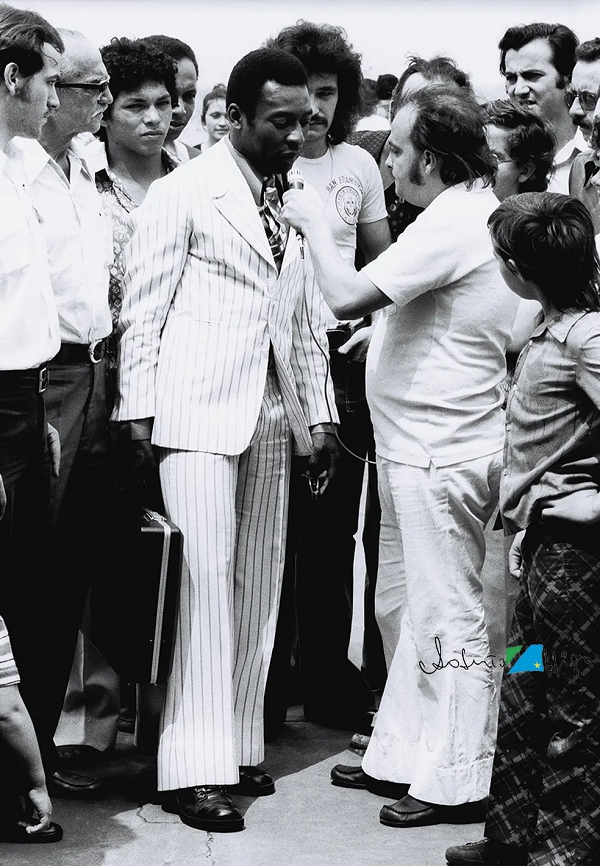 Pelé veio a Campo Grande em 1973, e Santos perdeu para o Comercial no Morenão; veja fotos Pelé veio a Campo Grande em 1973, e Santos perdeu para o Comercial no Morenão; veja fotos