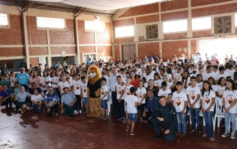 Polícia Militar do 4º BPM forma 233 alunos no PROERD em Aral Moreira Polícia Militar do 4º BPM forma 233 alunos no PROERD em Aral Moreira