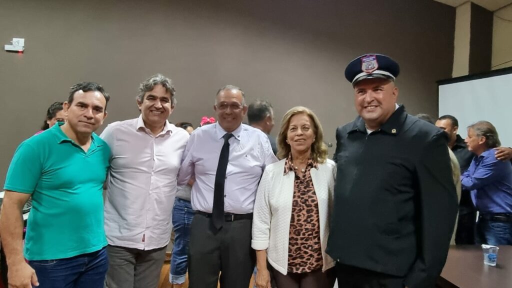 Ponta Porã formou inspetores e agentes mirins de trânsito Ponta Porã formou inspetores e agentes mirins de trânsito