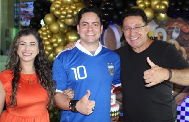 Veja quem faz aniversário hoje, 20/12/22, por Dora Nunes Veja quem faz aniversário hoje, 20/12/22, por Dora Nunes