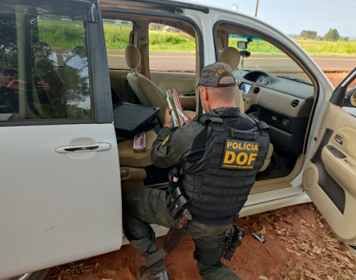 DOF apreende mais de 80 quilos de maconha em assoalho de carro paraguaio