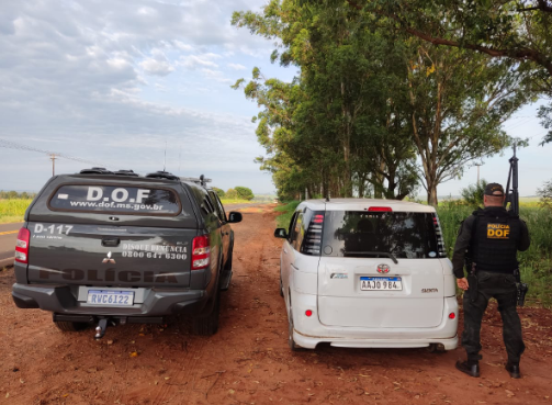 DOF apreende mais de 80 quilos de maconha em assoalho de carro paraguaio