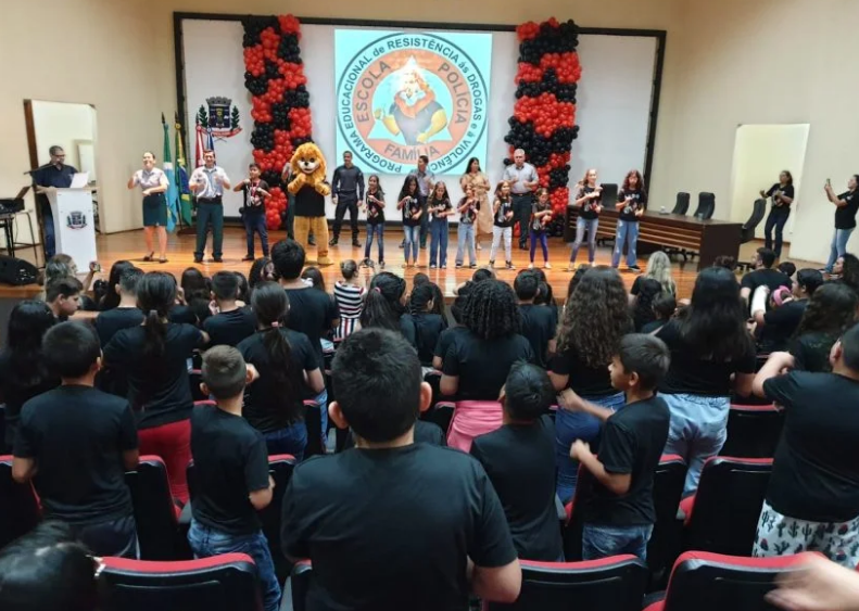 Ponta Porã: Polícia Militar forma mais de 850 alunos no PROERD Ponta Porã: Polícia Militar forma mais de 850 alunos no PROERD
