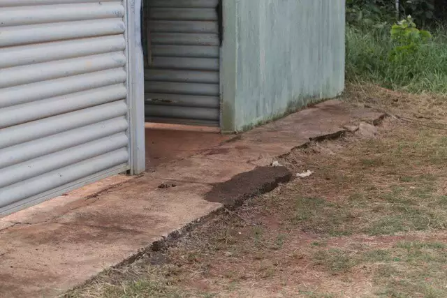 Traficante morre em troca de tiros com a PM Traficante morre em troca de tiros com a PM