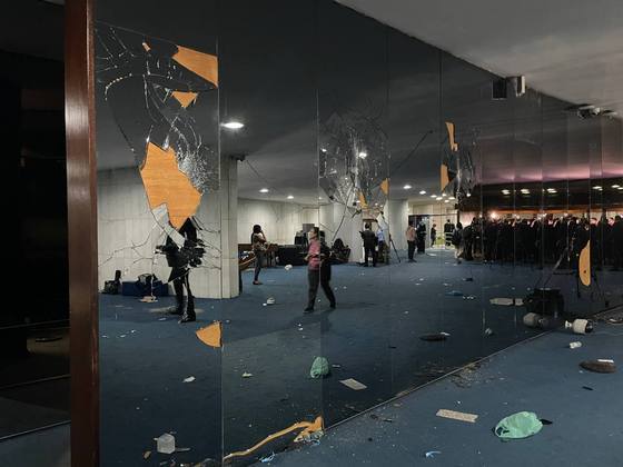 Eduardo Riedel, Governador do MS oferece assistência jurídica a presos em atos de vandalismo em Brasilia Eduardo Riedel, Governador do MS oferece assistência jurídica a presos em atos de vandalismo em Brasilia