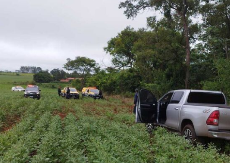 Morto após confronto com a polícia estava com caminhonete roubada em SP Morto após confronto com a polícia estava com caminhonete roubada em SP
