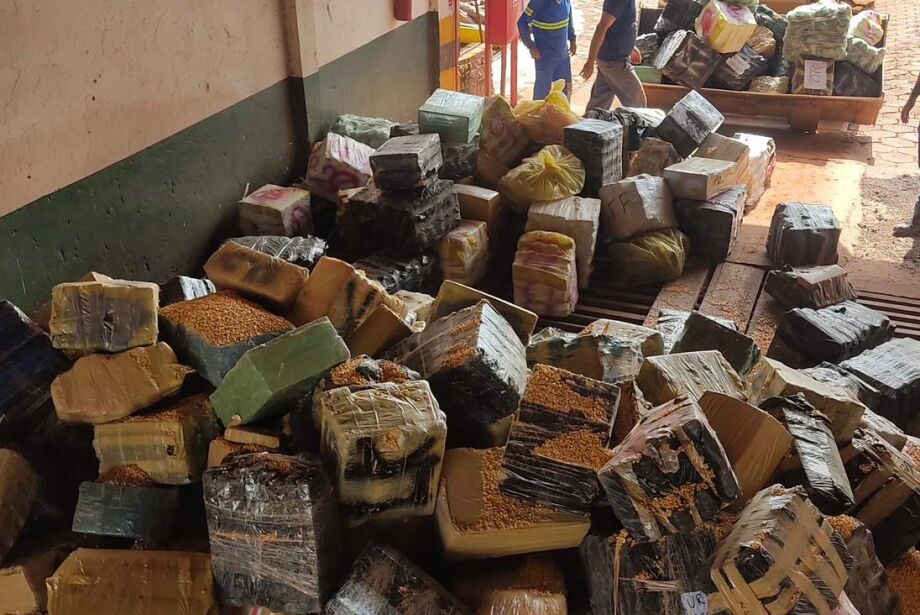 Entre Ponta Porã à Dourados Policia Federal apreende seis toneladas de drogas Entre Ponta Porã à Dourados Policia Federal apreende seis toneladas de drogas