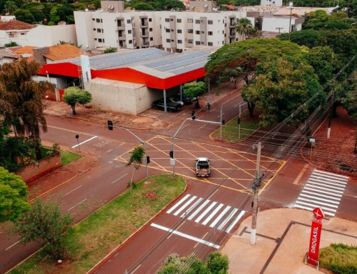 Seis semáforos começam a funcionar a partir de hoje em Dourados Seis semáforos começam a funcionar a partir de hoje em Dourados