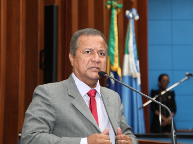 Fortalecimento da democracia e trabalho em prol da vontade popular marcam discursos Fortalecimento da democracia e trabalho em prol da vontade popular marcam discursos