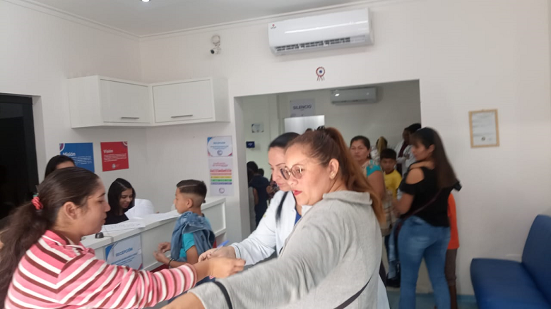 UCP brindó atención profesional a plantel de la escuela de fútbol del club Cerro Corá UCP brindó atención profesional a plantel de la escuela de fútbol del club Cerro Corá