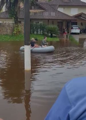 Chuva no litoral norte de SP deixa 36 mortos; 228 pessoas estão desalojadas e 338 desabrigadas Chuva no litoral norte de SP deixa 36 mortos; 228 pessoas estão desalojadas e 338 desabrigadas