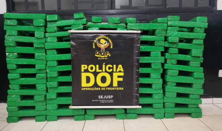DOF apreende quase 200 quilos de droga que seriam levados para Santa Catarina DOF apreende quase 200 quilos de droga que seriam levados para Santa Catarina