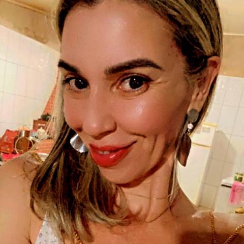 Confira os aniversariantes de hoje, 08/02/23, por Dora Nunes