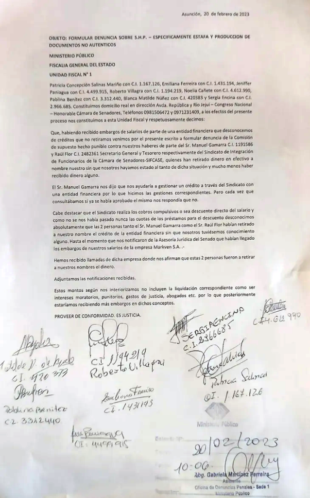 Funcionarios del Senado denuncian millonaria estafa Funcionarios del Senado denuncian millonaria estafa