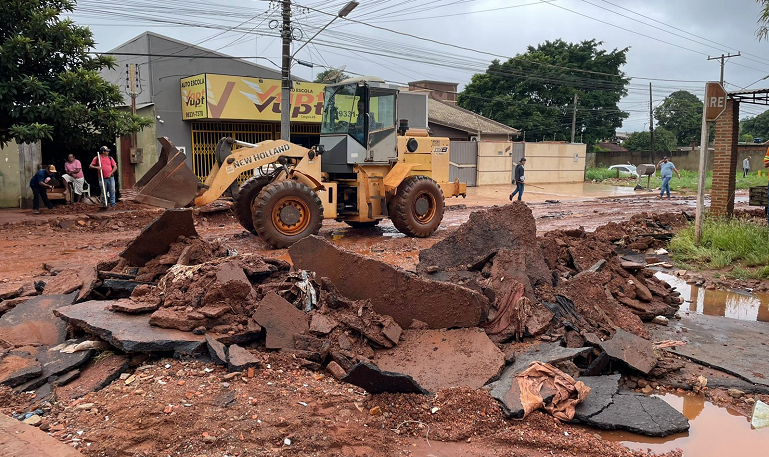 Ponta Porã e mais 9 municípios de MS decretam situação de emergência após fortes chuvas Ponta Porã e mais 9 municípios de MS decretam situação de emergência após fortes chuvas